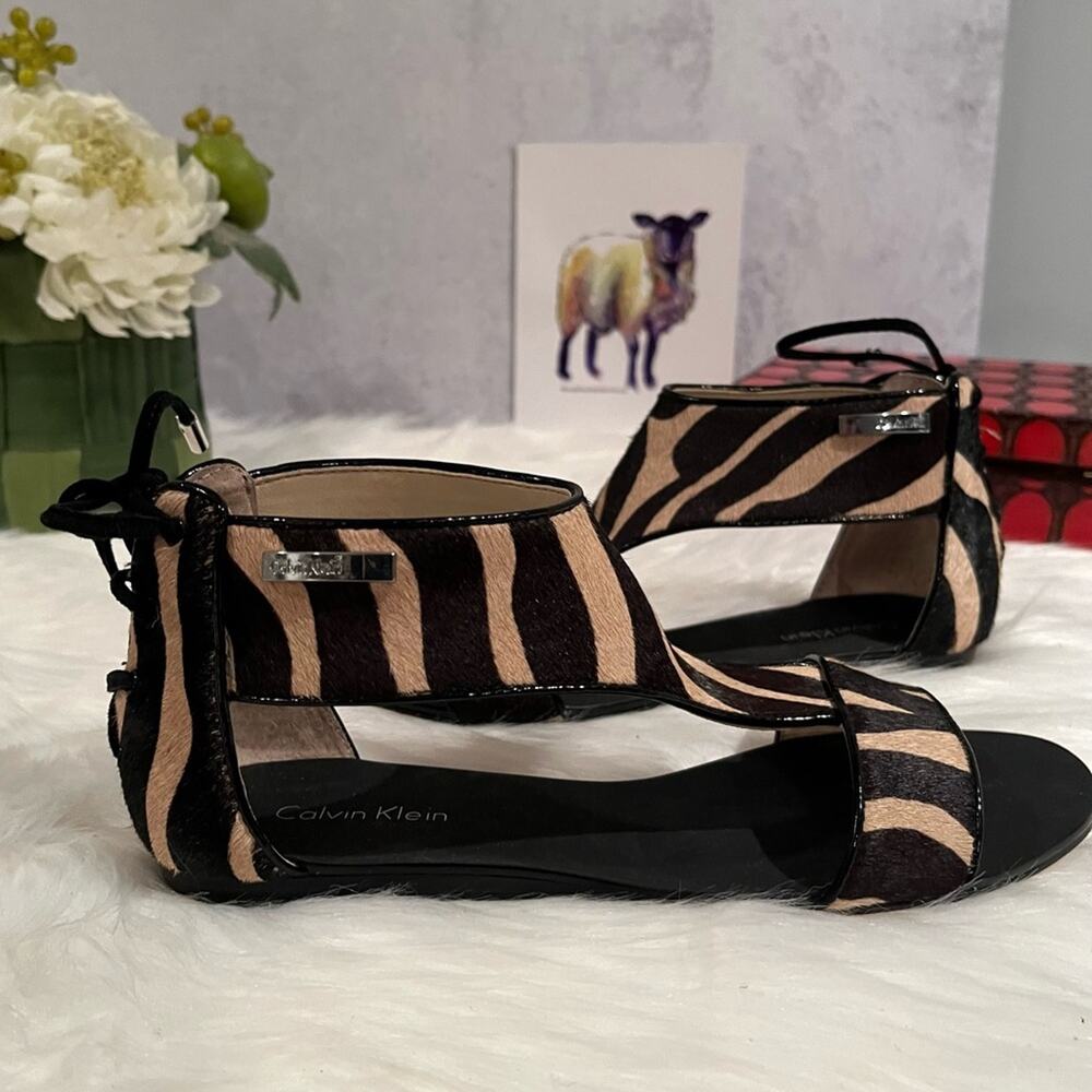 NEW Calvin Klein Searra Haircalf Leather Corset Tie Flat Sandals Size 5 NWOB - Picture 14 of 14